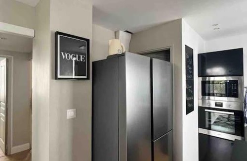 Barriere de Paris Appartement | Le Cozy - T3 Tout Confort - Métro Barrière Paris