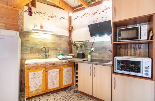 Cognet Appartement | Le Domaine De Clo - Vue Montagnes