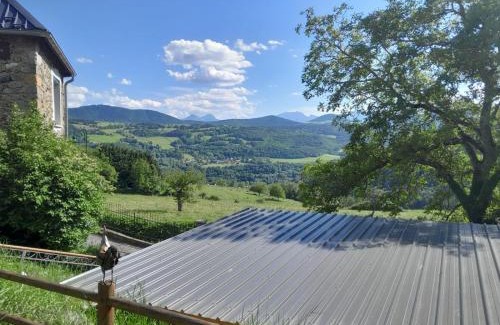 Cognet Appartement | Le Domaine De Clo - Vue Montagnes
