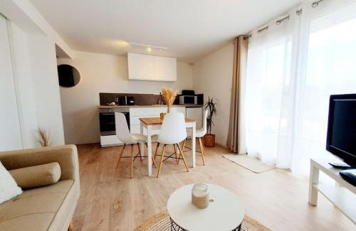 Bruz Appartement | Le Doré Rose by Madame Conciergerie