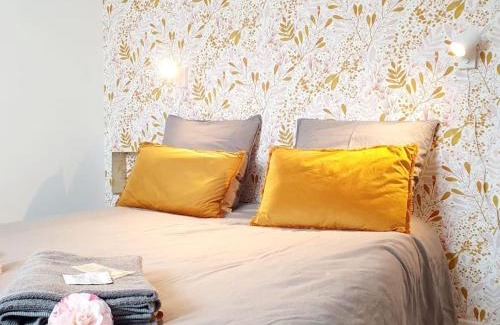 Bruz Appartement | Le Doré Rose by Madame Conciergerie