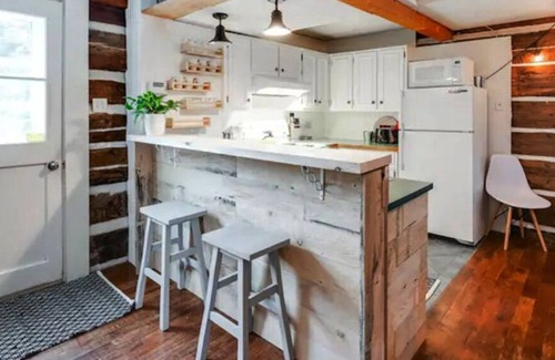 Sainte-Agathe-des-Monts Cabine | Le Douillet - Rustic chalet with wood fireplace