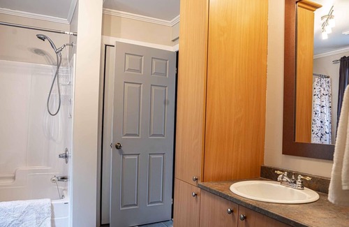 Saint-Simeon Chalet De Ski | Le Dravas is located in Charlevoix with its majestic
