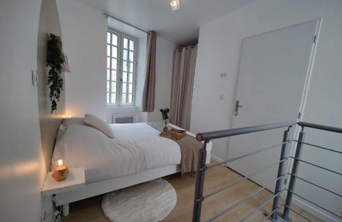 Saint-Jean-d'Angely Appartement | Le duplex de l'Abbaye Royale - Studio cosy !