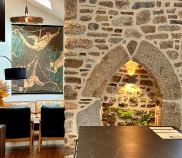 Combourg Appartement | LE DUPLEX Gîte de charme au pied du Château