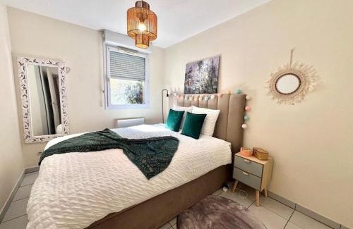 Toulouse North Appartement | Le Ernest - Parking inclus, jardin privé et piscine