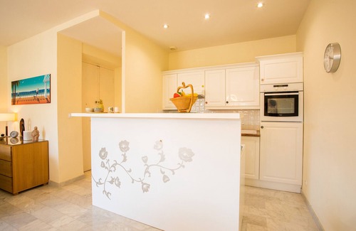 Lepante Quarter Appartement | LE FOCH AP4244 By Riviera Holiday Homes