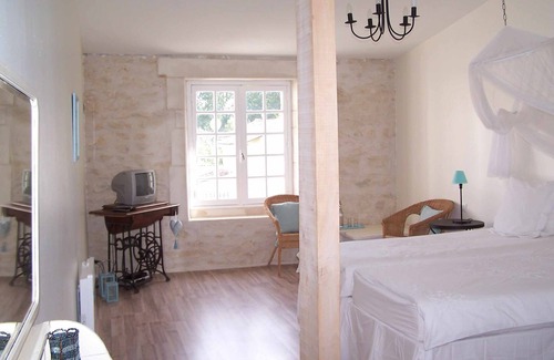 Courcelles Maison | Le Four à Pain - Chambres d'Hôtes