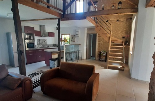 Rieux-Volvestre Maison | Le gîte de Pierre, vous accueille au cœur de Rieux-Volvestre, village médiéval