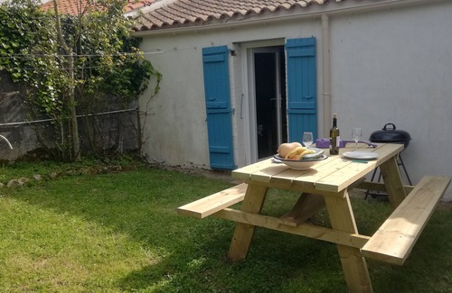 Le Bernard Maison | Le Gîte des Mégalithes, à 5 minutes des plages!