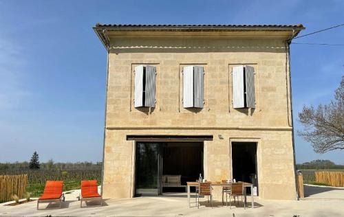 Arveyres Maison | Le Gîte du Château BOZELLE