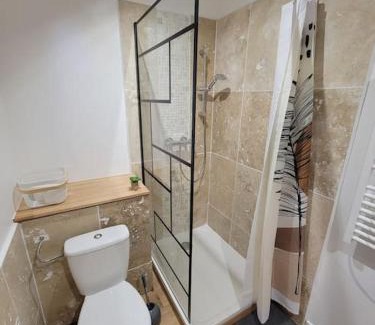 Arc-et-Senans Appartement | Le gîte du Verger - Appartement à Arc et Senans