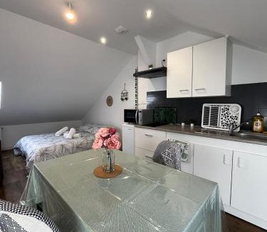 Chateau Appartement | Le garden cottage 20m² 2 personnes