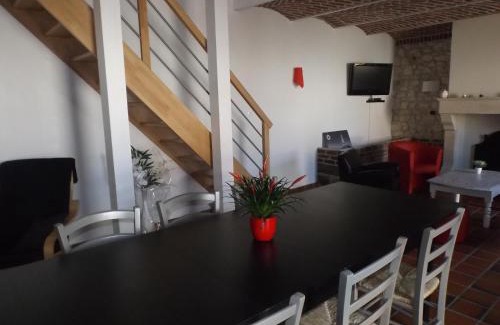 Mont-Saint-Eloi Maison | Le gite des Menhirs