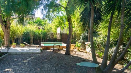 Saint-Cyr-sur-Mer Maison | Le Goëland, chambre d'hôte avec coin cuisine SDB privée,20m2, jardin et piscine, proche mer
