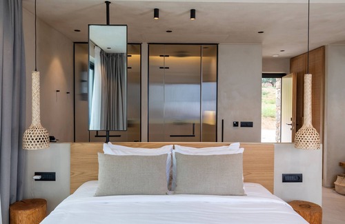 Evrostina Hôtel | Le Grand Bleu Resort