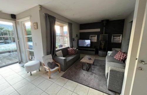 Beauraing Maison | Le grand marronnier