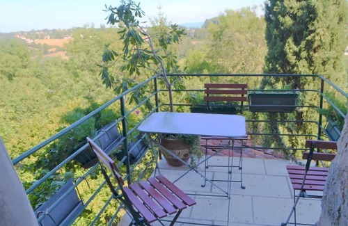 Perouges Maison | Le Grenier A Sel