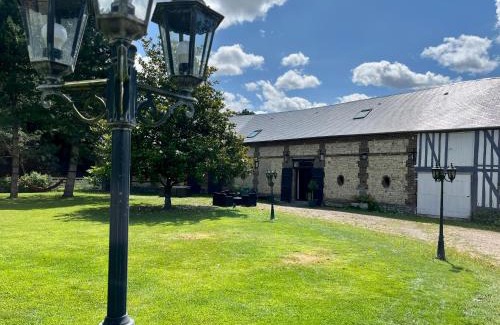 Ouilly-le-Vicomte Maison | Le Grenier d'Ouilly au cœur du Pays d'Auge - Piscine - Babyfoot- Jardin