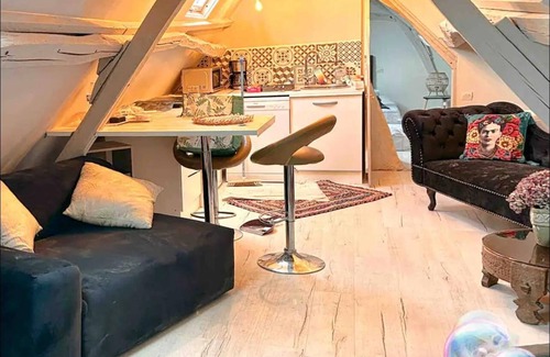 Fiquefleur-Equainville Appartement | Le grenier des initiés, en pleine campagne , 8 km d honfleur.