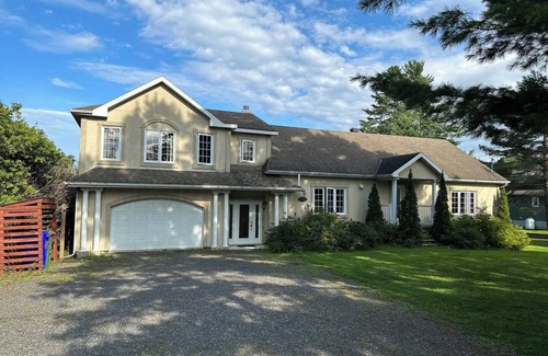 Deauville Maison | Le hâvre du lac Magog (navigable)