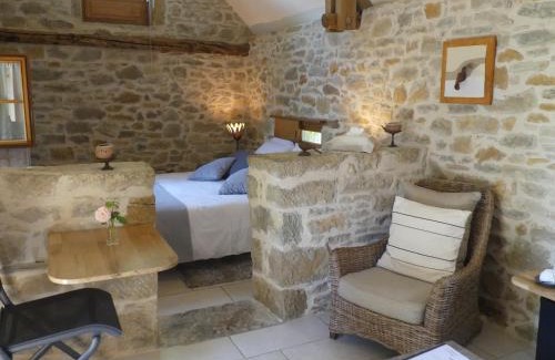 Frontenac Lit Et Petit-Déjeuner | Le Hameau du Quercy
