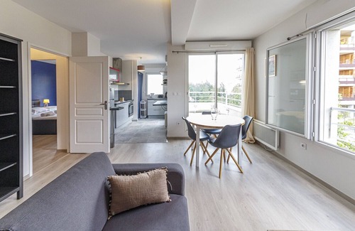 Les Hauts de Saint-Aubin Appartement | Le Jane Addams - Appartement calme avec balcon