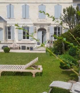 Saint-Jean-d'Angely Lit Et Petit-Déjeuner | Le Jardin des Anges