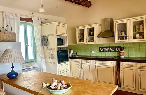 Laurac Villa | Le Jardin Secret - Quatre Chambres Villa, Couchages 8