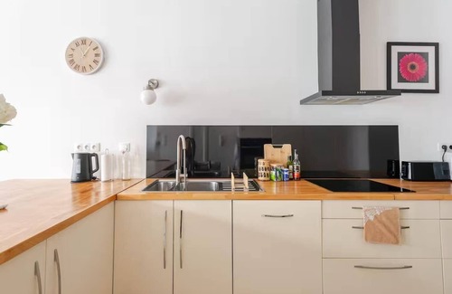 Old Town Appartement | LE JFK, une touche contemporaine dans l'ancien