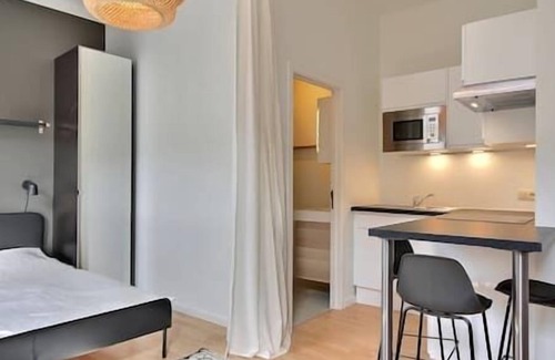 Saint-Laurent Appartement | Le Joli Studio - Joli studio bien pratique en plein centre !