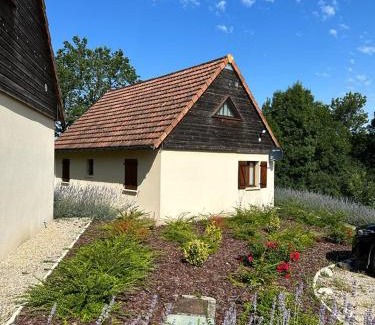 Lacapelle-Marival Maison | Le Lac Bleu huis 17