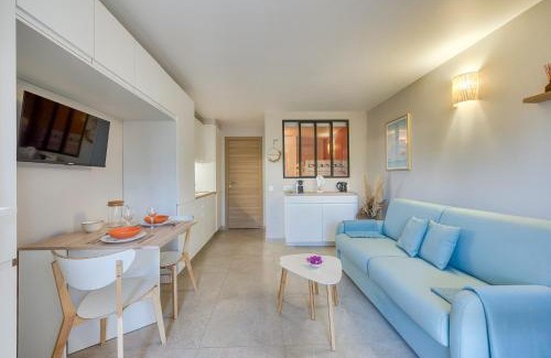 Cavaliere Beach Appartement | Le Lavandou "Cavalière" -Rez de jardin bord de mer , ATOM