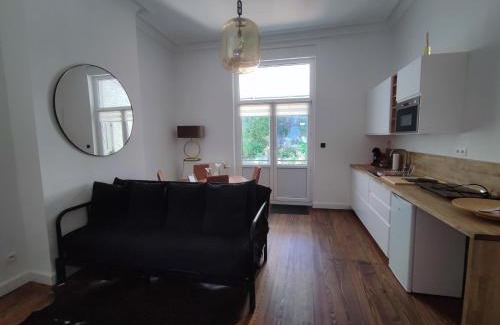 Saint-Laurent Appartement | Le Liégeois - proche centre - Maison de maître