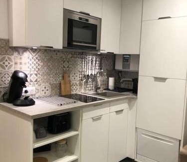 Laveissiere Appartement | Le Lioran, La Sumène, Studio balcon tout confort aux pieds des pistes