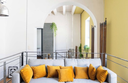 7th Arrondissement Appartement | LE LOFT DU VIEUX PORT-SAINT VICTOR 4 CHAMBRES, 4 SALLES DE BAINS