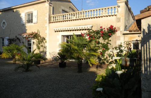 SammarÃ§olles Lit Et Petit-Déjeuner | Le Logis d'ANTIGNY