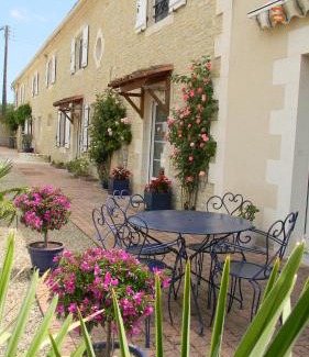 SammarÃ§olles Lit Et Petit-Déjeuner | Le Logis d'ANTIGNY