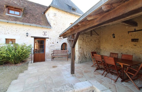 Baugeois Vallee Maison | LE LOGIS DU PAVILLON charming gîte
