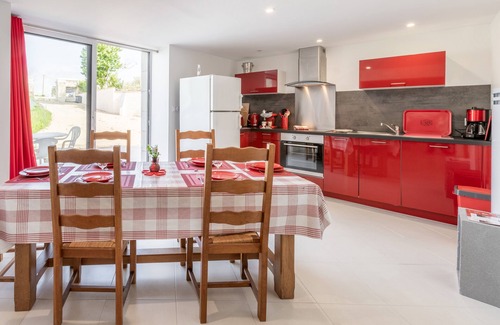 Saix Maison | Le Logis Troglo - Deux Chambres Maison, Couchages 7