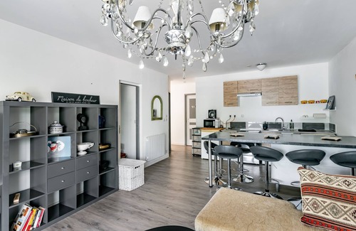 Saint-Andre-de-Cubzac Appartement | Le Long du Fleuve - Appt avec balcon vue fleuve