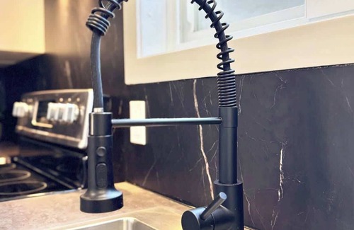 Ste. Foy Appartement | Le Luxueux Summary: D