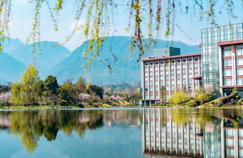 Emeishan Hôtel | Le Méridien Emei Mountain Resort