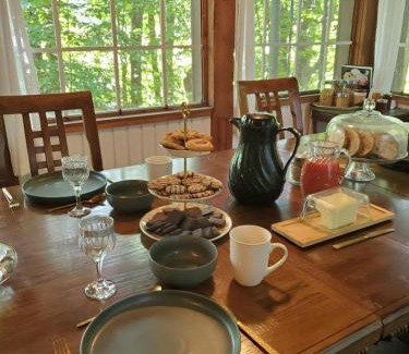 Rawdon Lit Et Petit-Déjeuner | Le Manoir aux Secrets
