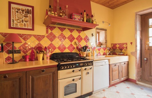 Cuisery Maison | le Manoir Bressan Magnifique maison de famille spacieuse, piscine ,chiens ok