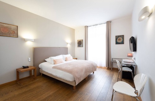 Tarascon-sur-Ariege Hôtel | Le Manoir D Agnès