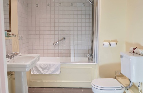 Gressy Hôtel | Le Manoir De Gressy