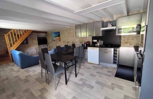Le Gua Maison | Le Marais Salant - Gites 8 personnes avec piscine au Logis de Chalons à la mer