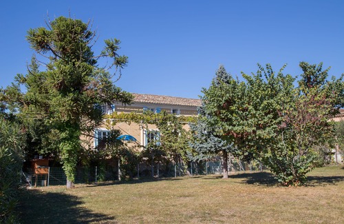 Pont-Saint-Esprit Cottage | Gîte de CHARME 3*le MAS DES ILES en Provence occitane