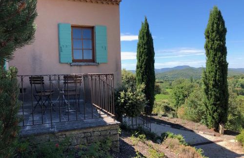 Merindol-les-Oliviers Maison | Le Mas du Rocher